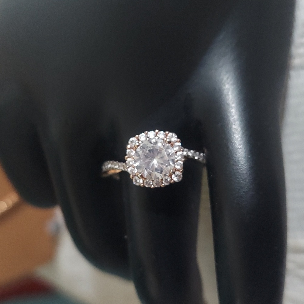 Sterling Silver White Cubic Zirconia Halo Engagement Statement Ring SZ 8